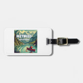 Het gepensioneerde leven is een goede rode kano bagagelabel (Voorkant horizontaal)