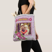 Het gepersonaliseerde fotolijstje met aangepaste t tote bag (Dichtbij)
