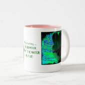 Het gerukte gerucht tweekleurige koffiemok (Voorkant rechts)