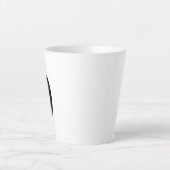 Het getal nul (0) in zwart latte mok (Voorkant)