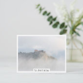 Het gevlekte kasteel omringd door wolken briefkaart (Staand voorkant)