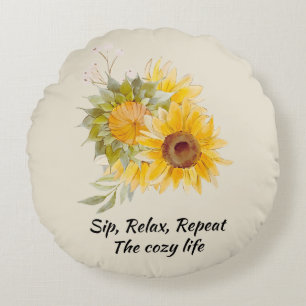 Het gezellige leven met zonnebloemen rond kussen