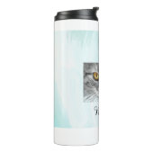 Het gezicht van een kat onder de blauwe oceaan thermosbeker (Gedraaid links)