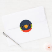 Het gezicht van een Mitchell's Loriket Ronde Sticker (Envelop)