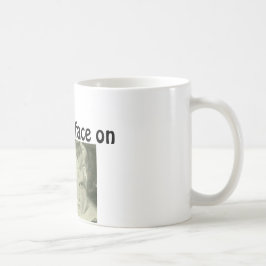 Het gezicht van het spel op de Mok van de Koffie v