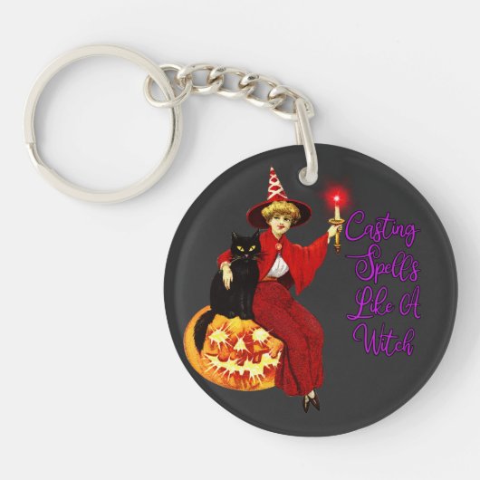 Het gieten van spreuken als een heks - Halloween B Sleutelhanger (Voorkant)