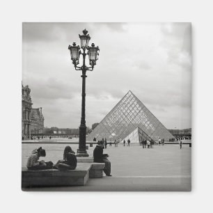 Het glazen piramide van het Louvre Magneet