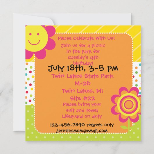 Het glimlachen bloemen Aangepaste Fotouitnodiging Kaart (Achterkant)