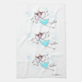 Het glimlachen van blauwe gegoten engel die harten theedoek (Verticaal)