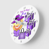 Het glimlachen van Emoji met winkelen, tijd om te  Ronde Klok (Hoek)