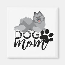 Het glimlachen van Keeshond Graphic zegt Dog mama