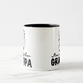 Het glimlachen van nieuwe Grandpa T-shirts en cade Tweekleurige Koffiemok (Center)