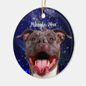 Het glimlachen van Pit Bull op Blauwe Kerstmis Keramisch Ornament (Links)
