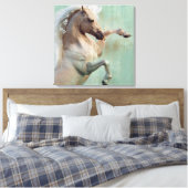 Het gouden hengstenpaard - Poster Canvas Afdruk (Insitu (Slaapkamer))