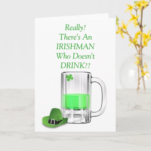 Het grappige Bier die van de Ier St. Patrick Dag Kaart (Gele Bloem)