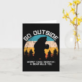 Het grappige dier gaat naar buiten om gegeten te w kaart (Gele Bloem)