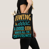 Het grappige Rowing a Good Cox maakt het verschil Tote Bag (Dichtbij)