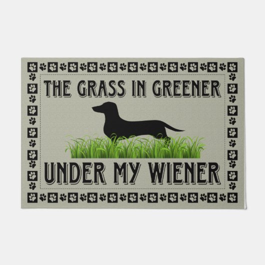 Het gras in groener, onder mijn Wiener Dachshund h Deurmat (Voorkant)