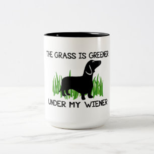 Het gras is groener onder mijn Wiener Hot Dog Tweekleurige Koffiemok