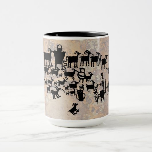 Het Great Hunt Petroglyph-paneel Mok (Midden)