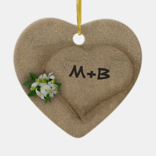 Het hart in de zand met je Initialen Keramisch Ornament