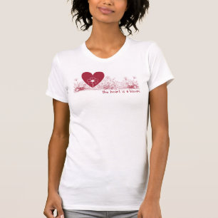 Het hart is een bloei van wilde bloemen t-shirt