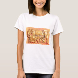 Het hart van de kudde: Elephant Family Portrait T-shirt