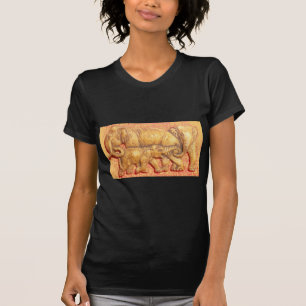 Het hart van de kudde: Elephant Family Portrait T-shirt