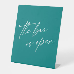 Het hedendaagse Handschrijven de Bar is Open Blauw Reclamebord Met Voetstuk