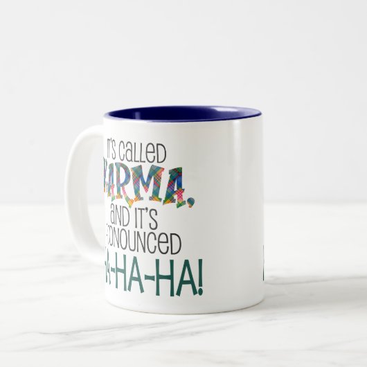 Het heet Karma Tweekleurige Koffiemok (Voorkant links)