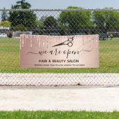 Het heropenen van haar schoonheid salon roos goudg spandoek (Insitu)