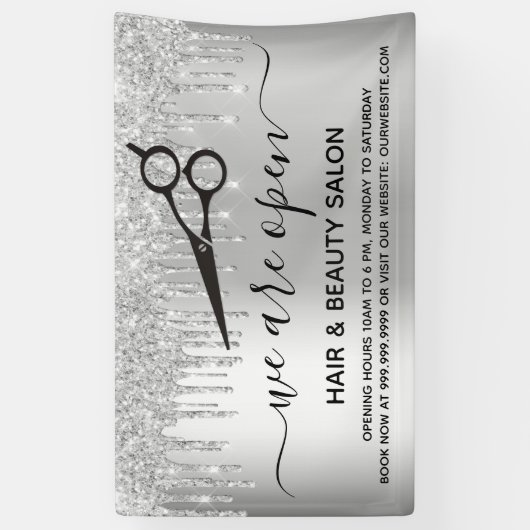 Het heropenen van haar schoonheidssalon zilverglit spandoek (Verticaal)