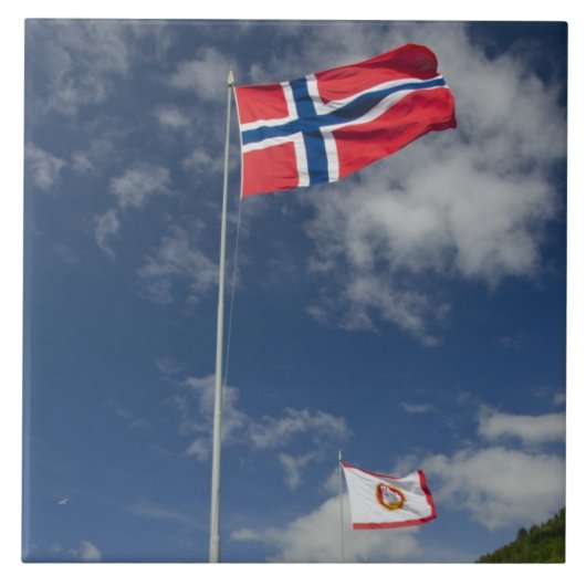 Het historische binnenhavengebied van Bergen met v Tegeltje (Voorkant)