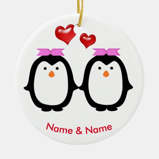 Het houden van Pinguïn Twee Vrouwen Keramisch Ornament (Voorkant)