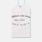 Het huis aan het meer. Datum jaar aangepaste coörd Cadeaulabel (Voorkant)