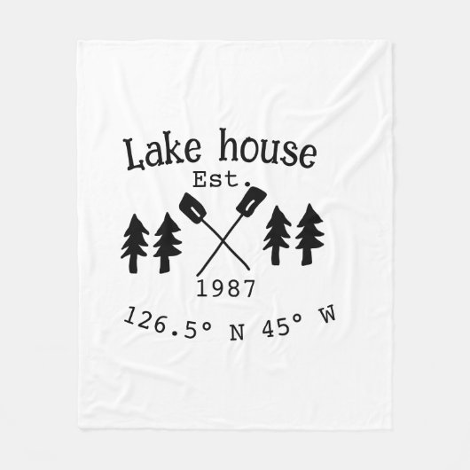 Het huis aan het meer. Datum jaar aangepaste coörd Fleece Deken (Voorkant)