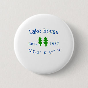 Het huis aan het meer. Datum jaar aangepaste coörd Ronde Button 5,7 Cm