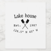 Het huis aan het meer. Datum jaar aangepaste coörd Wijn Etiket (Enkel label)