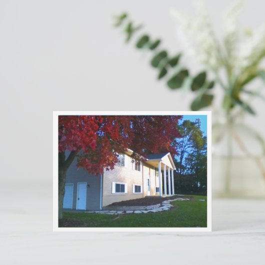 Het huis voor verkoop. briefkaart (Staand voorkant)