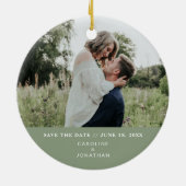 Het huwelijk bewaart de Datum Eenvoudige Minimale Keramisch Ornament (Achterkant)