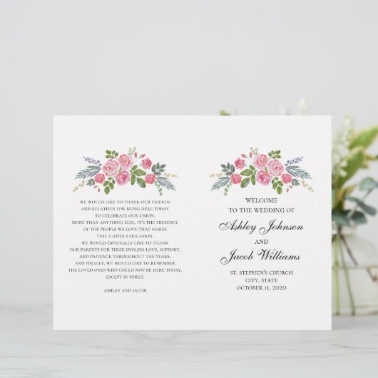 Het huwelijksprogramma is gevouwen. Roze rozen. Tu (Staand voorkant)