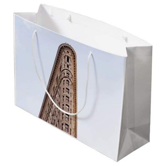 Het iconische Flatiron gebouw Groot Cadeauzakje (Achterkant Gekanteld)