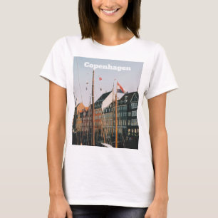 Het iconische Nyhavn, Kopenhagen, Denemarken T-shirt