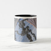 Het in Canada gebouwde Dextre roboticasysteem 2 Tweekleurige Koffiemok (Center)