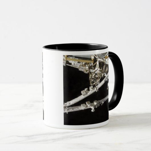 Het in Canada gebouwde ruimtestation Mok (Voorkant rechts)