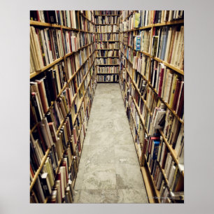 Het interieur van een tweedehands boekwinkel Zwede Poster