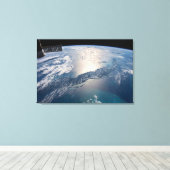 Het internationale ruimtestation boven de Atlantis Canvas Afdruk (Insitu (Houten vloer))