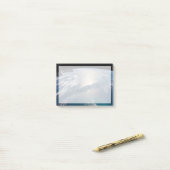 Het internationale ruimtestation boven de Atlantis Post-it® Notes (Op bureau)