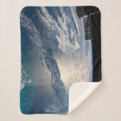 Het internationale ruimtestation boven de Atlantis Sherpa Deken (Voorkant)