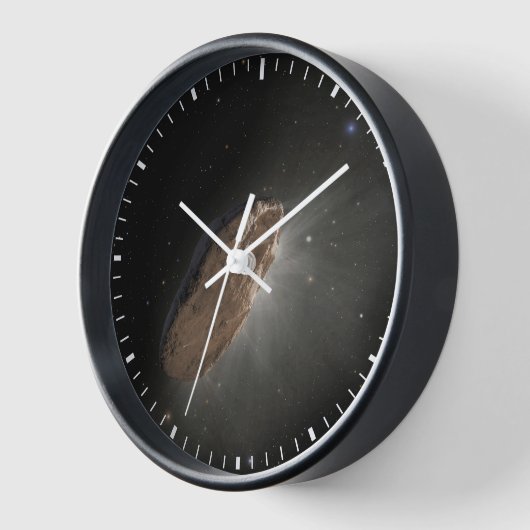 Het interstellaire object Oumuamua. (Hoek)